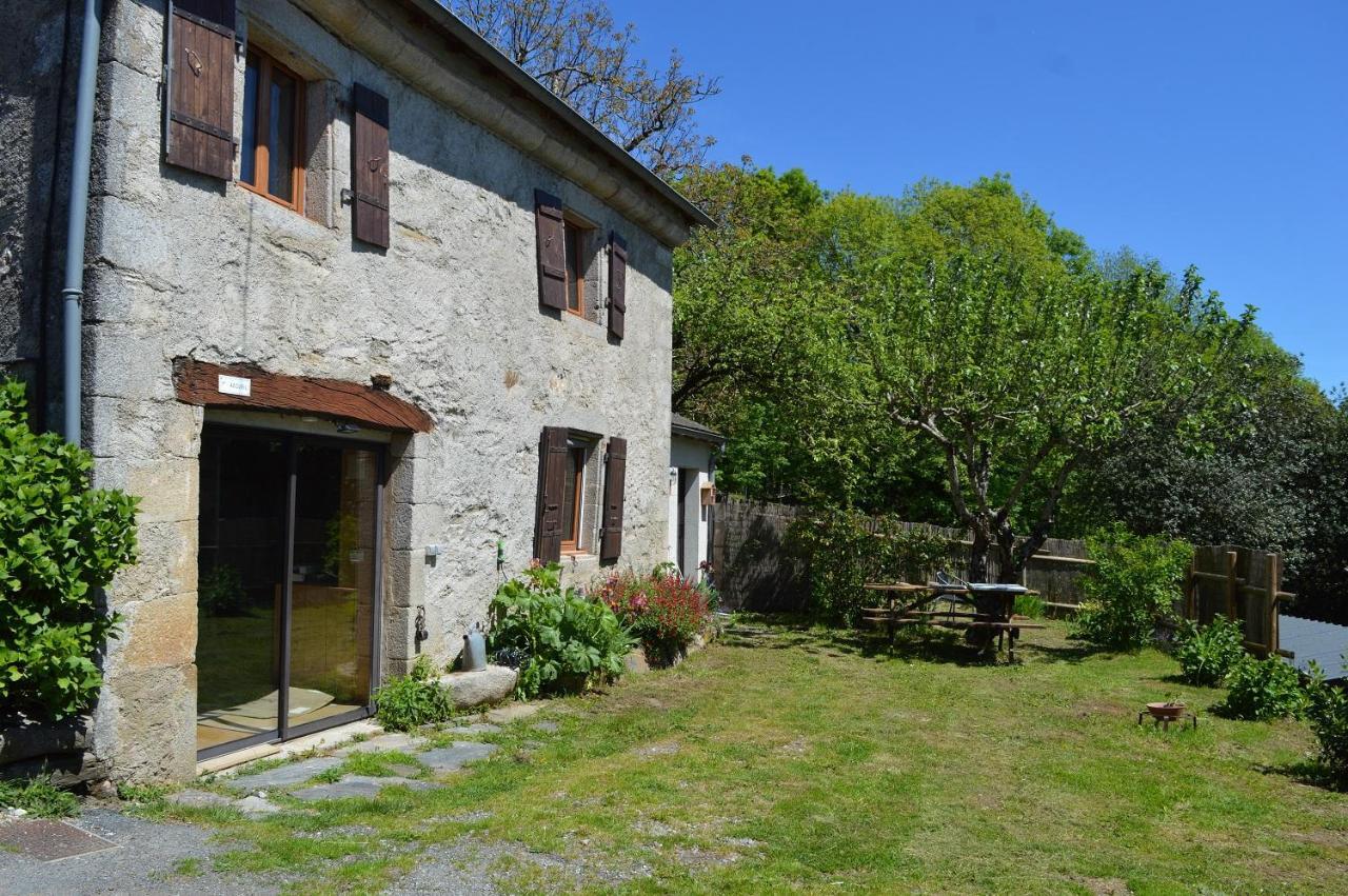 Hotel Les Ecuries De La Sabatarie Cambounes Zewnętrze zdjęcie