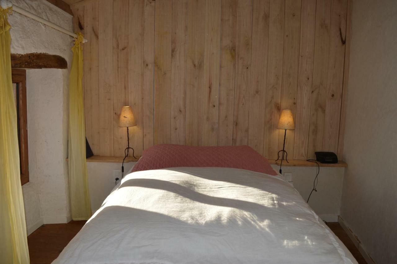 Hotel Les Ecuries De La Sabatarie Cambounes Zewnętrze zdjęcie